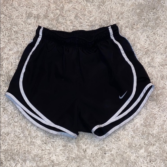 Nike shorts - Picture 1 of 1